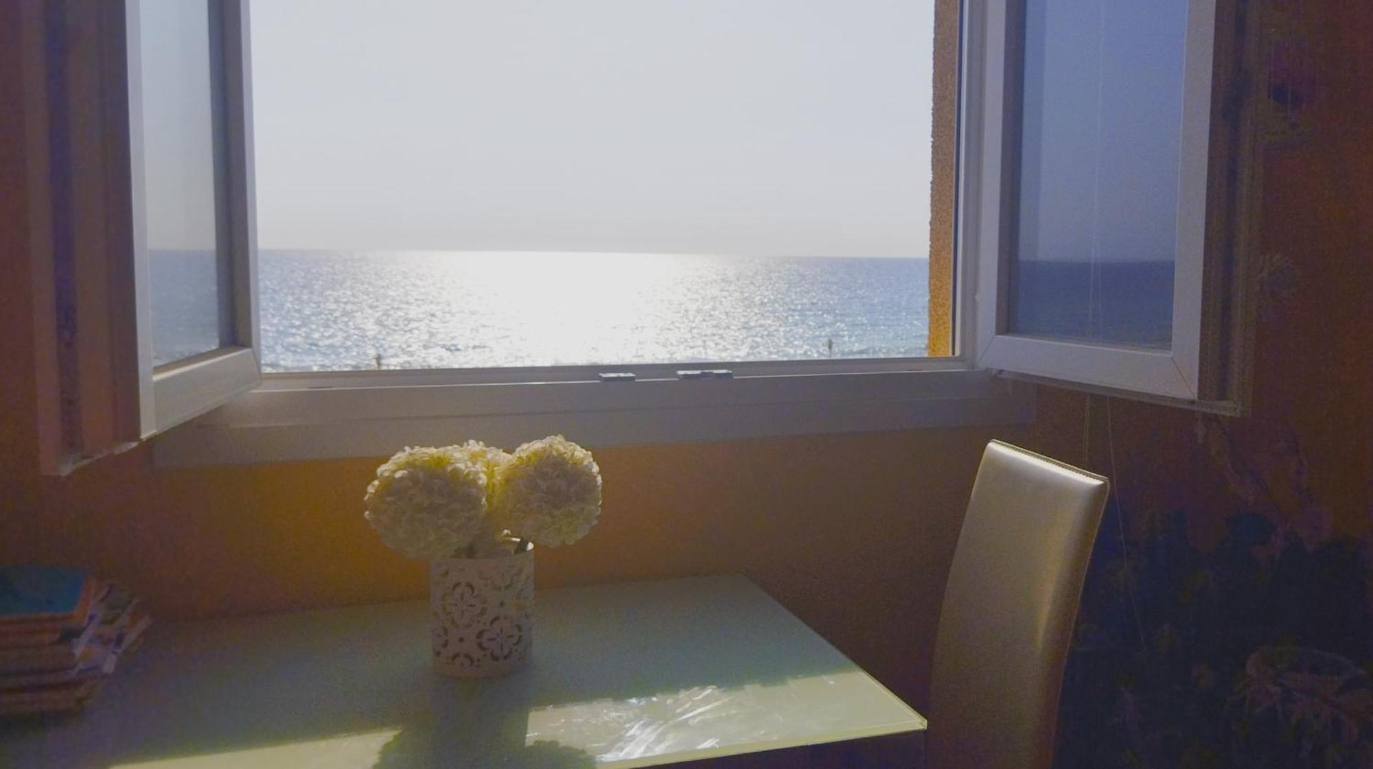 Primera Linea, Magnificas Vistas Al Mar Y A La Playa Retamar  Zewnętrze zdjęcie